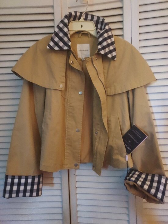 AVEC LES FILLES Jackets & Blazers - AVEC LES FILLES CROP TRENCH CAPE JACKET KHAKI BEIGE SM